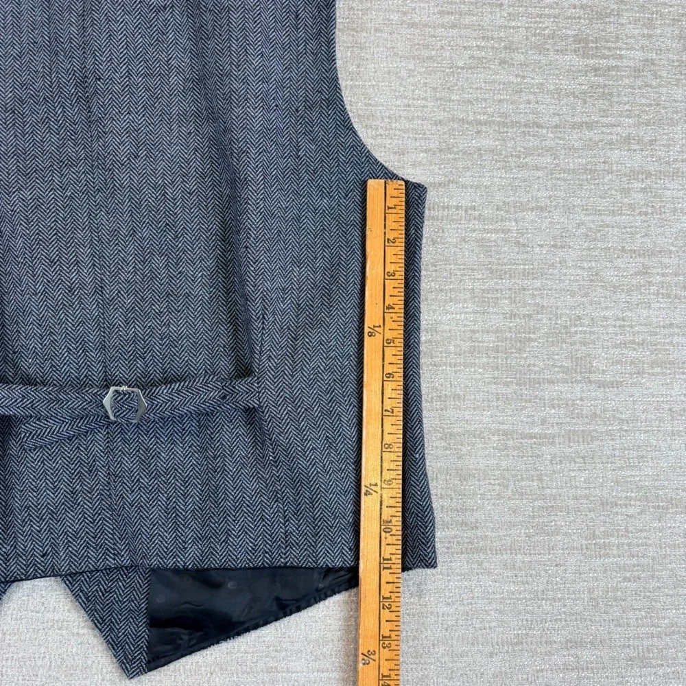 VTG Unisex Gray Herringbone Vest Notched Lapel Adjustable Back Academia British